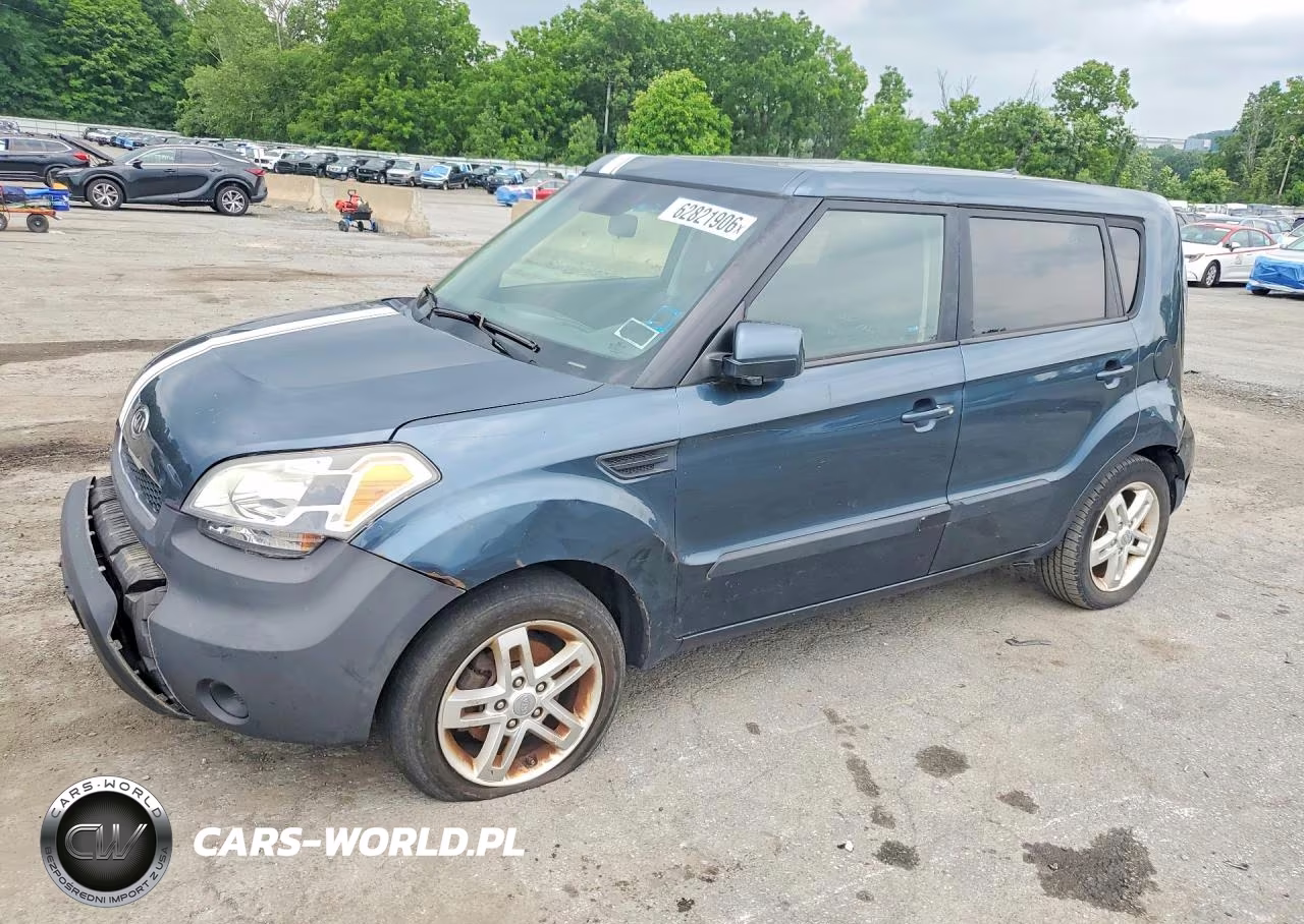 2011 Kia Soul +