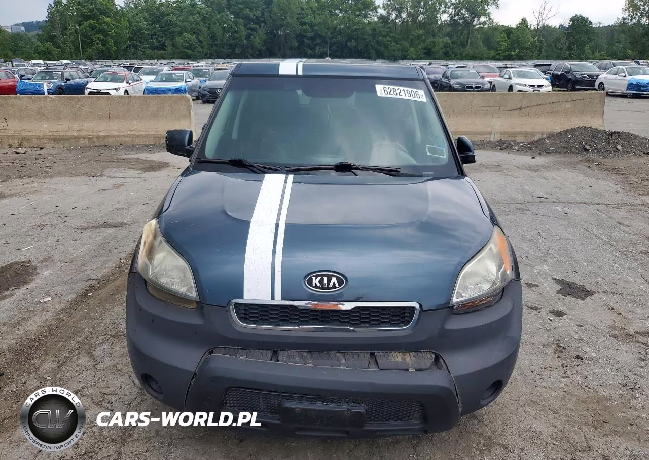 2011 Kia Soul + VIN:KNDJT2A25B7247094 - 5