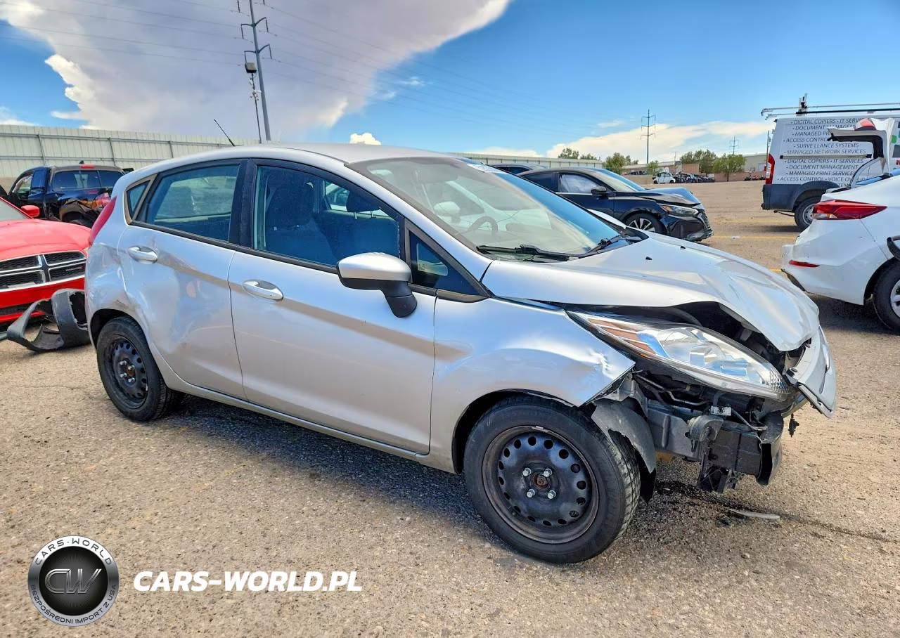 2012 Ford Fiesta Se VIN:3FADP4EJ9CM118755 - 4