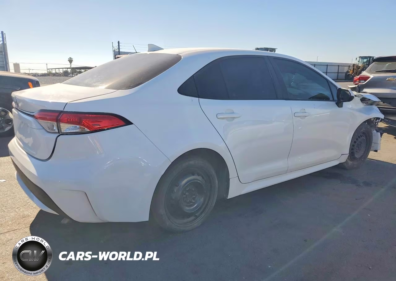 2020 Toyota Corolla Le VIN:5YFEPRAE8LP095949 - 3