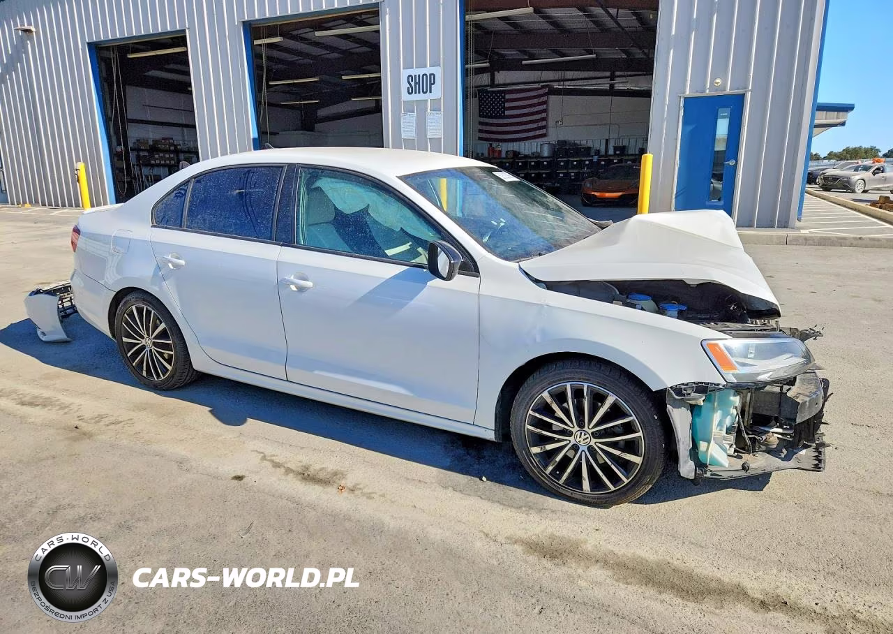 2016 Volkswagen Jetta Sport VIN:3VWD17AJ3GM291192 - 4