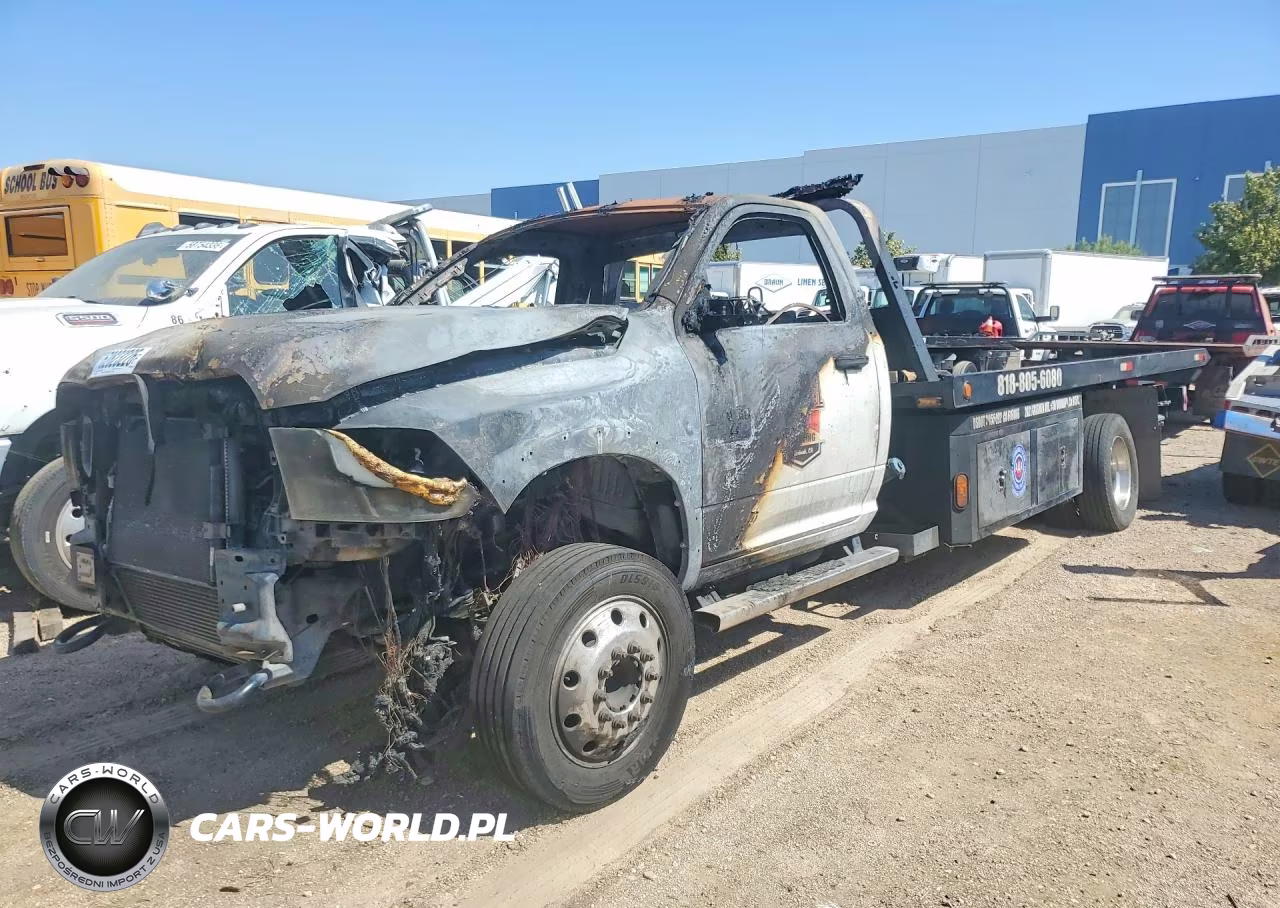2014 Ram 5500 VIN:3C7WRMDL0EG303460 - 1