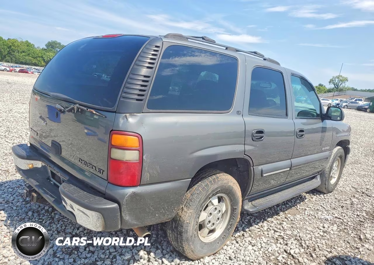 2002 Chevrolet Tahoe C1500 VIN:1GNEC13Z72R129436 - 3