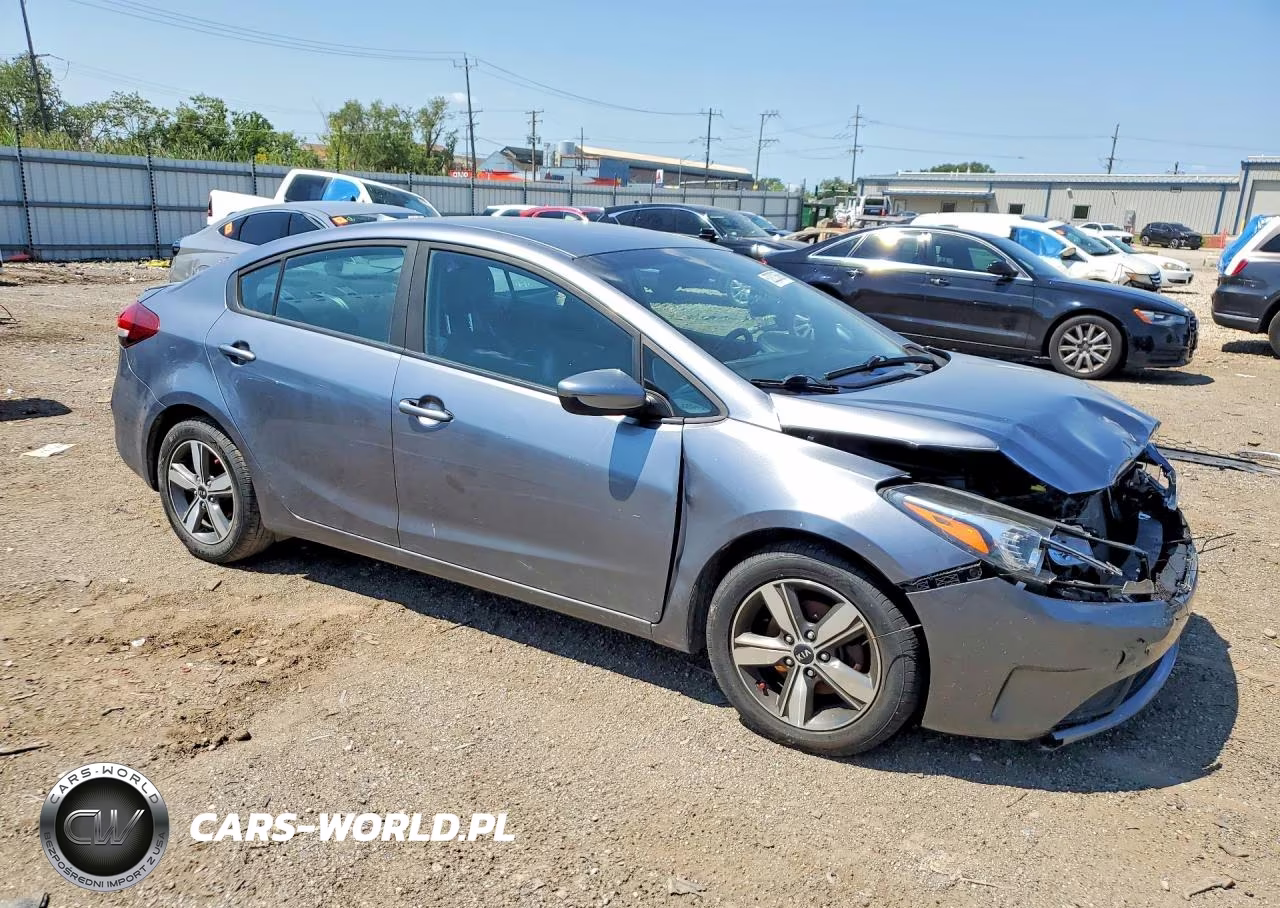 2018 Kia Forte S VIN:3KPFL4A73JE249809 - 4