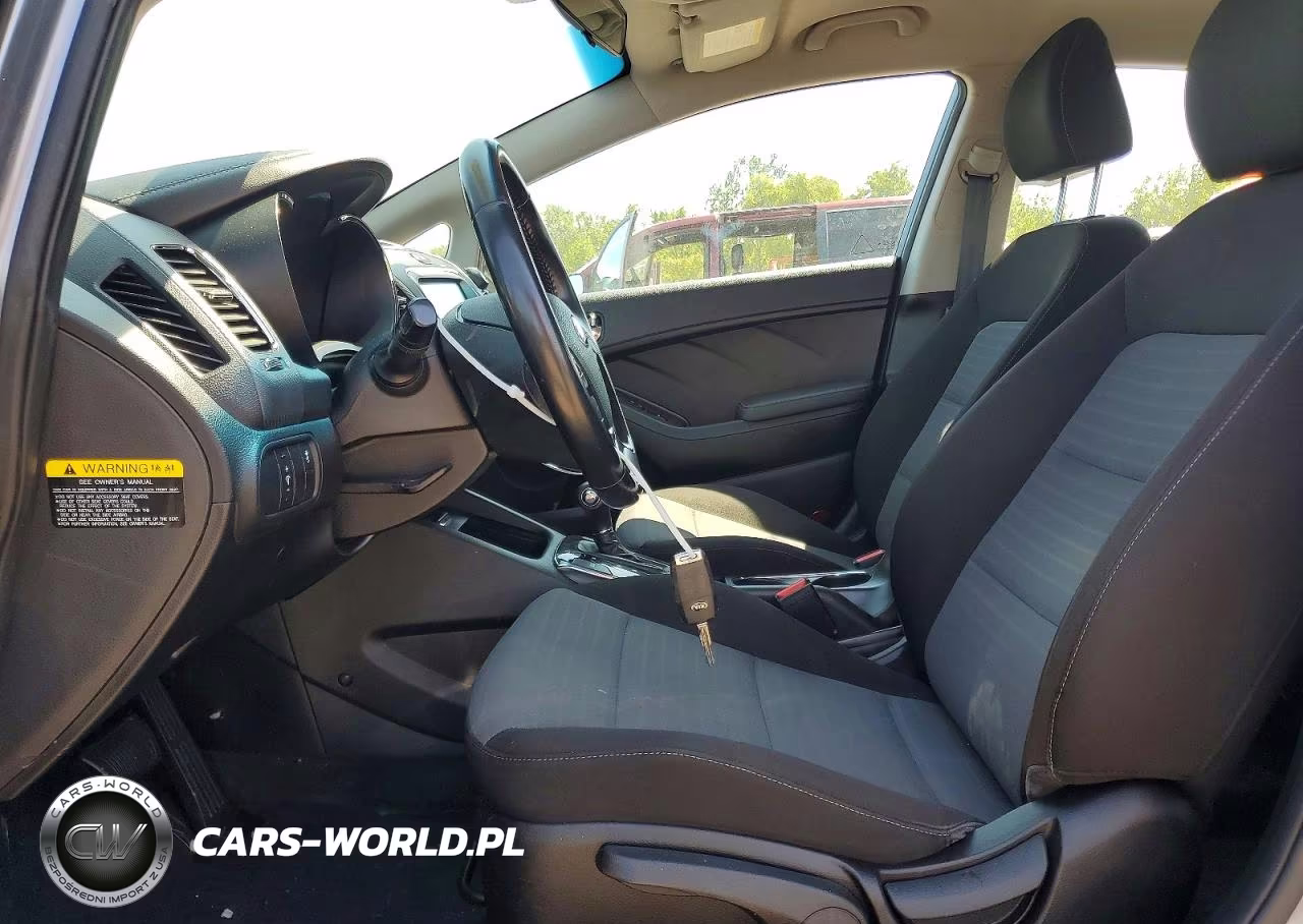 2018 Kia Forte S VIN:3KPFL4A73JE249809 - 7