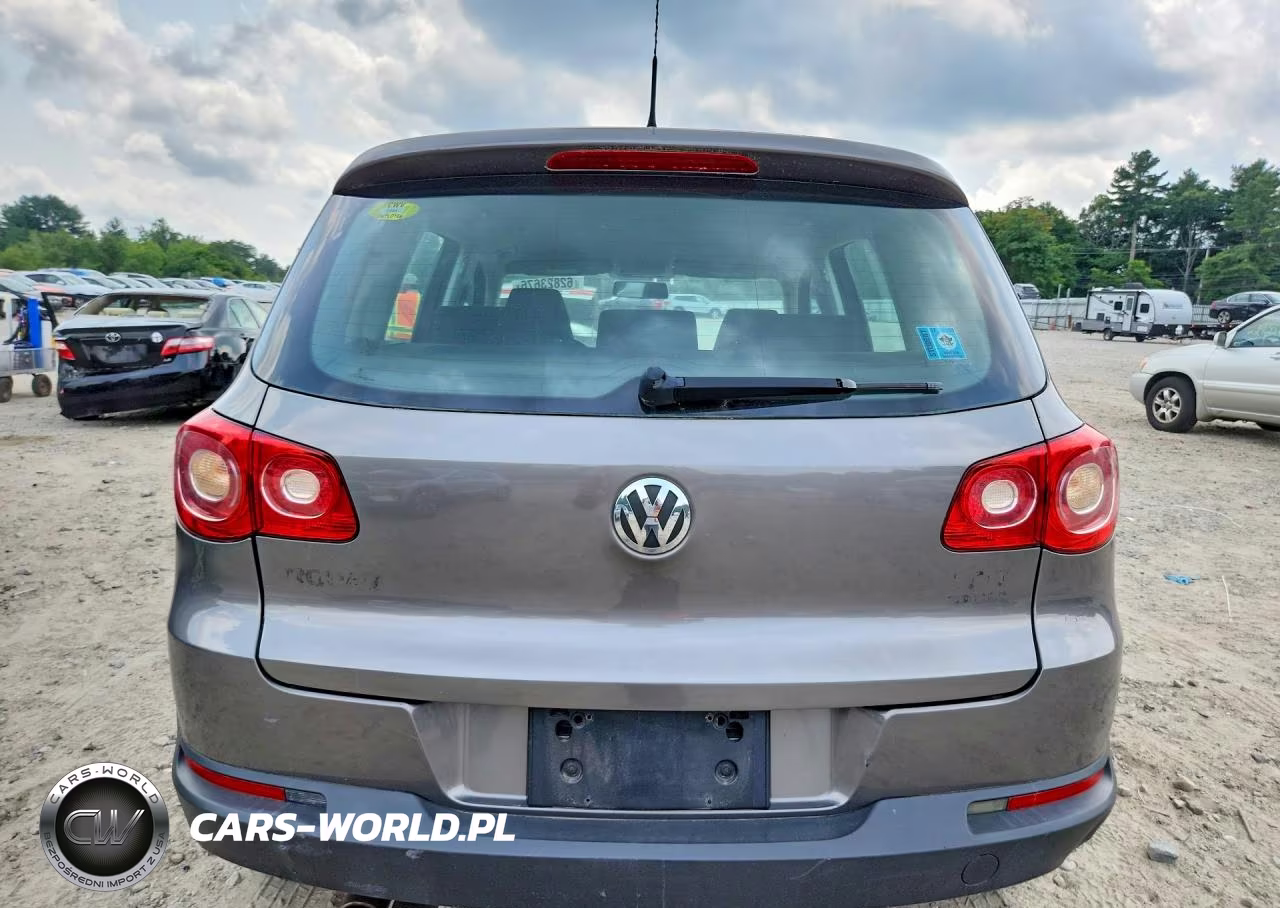 2010 Volkswagen Tiguan Se VIN:WVGBV7AX0AW524449 - 6