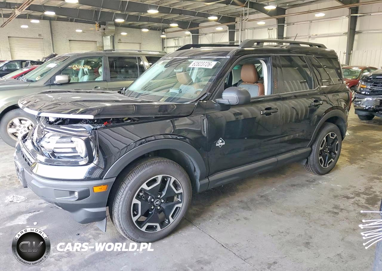 2024 Ford Bronco Sport Outer Banks VIN:3FMCR9C63RRF63611 - 1
