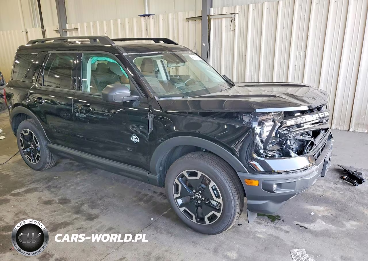 2024 Ford Bronco Sport Outer Banks VIN:3FMCR9C63RRF63611 - 4