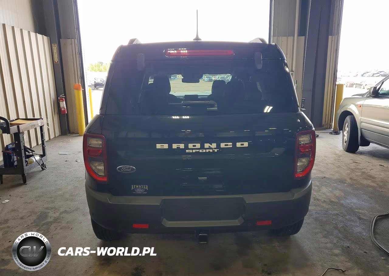 2024 Ford Bronco Sport Outer Banks VIN:3FMCR9C63RRF63611 - 6