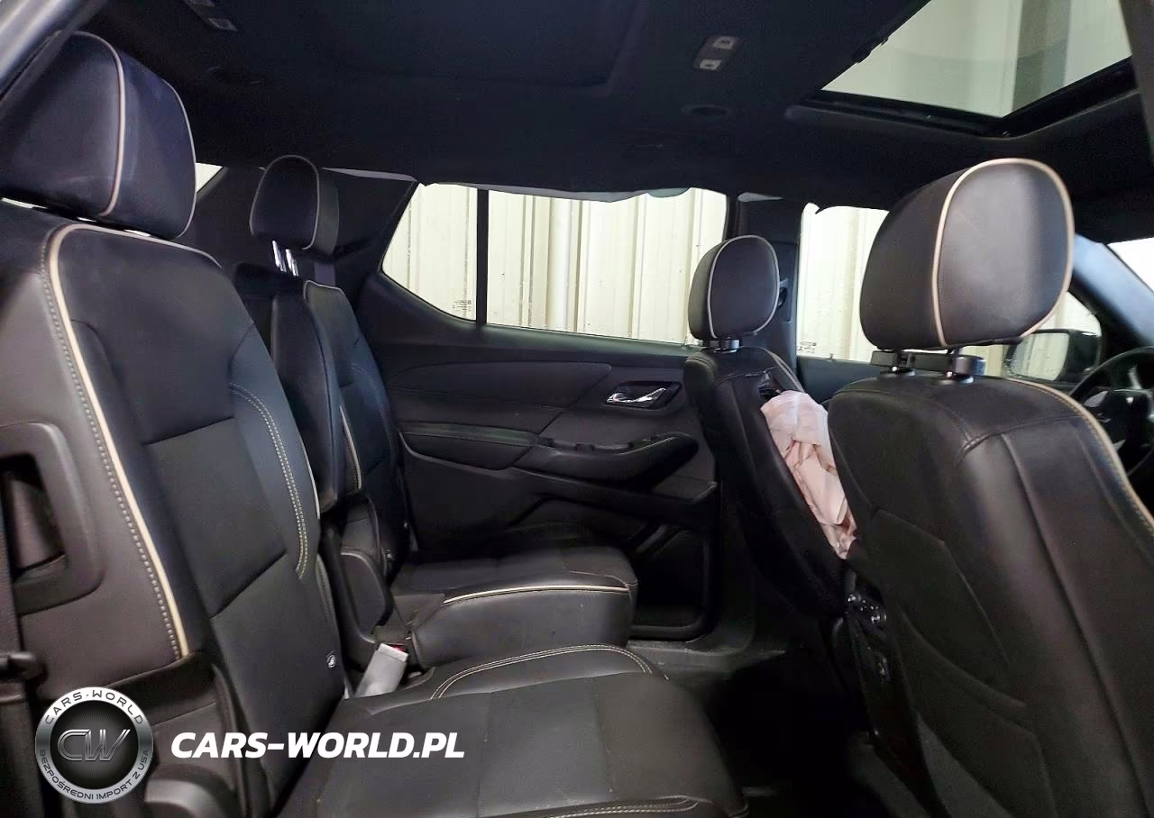 2023 Chevrolet Traverse Premier VIN:1GNEVKKW4PJ135742 - 11