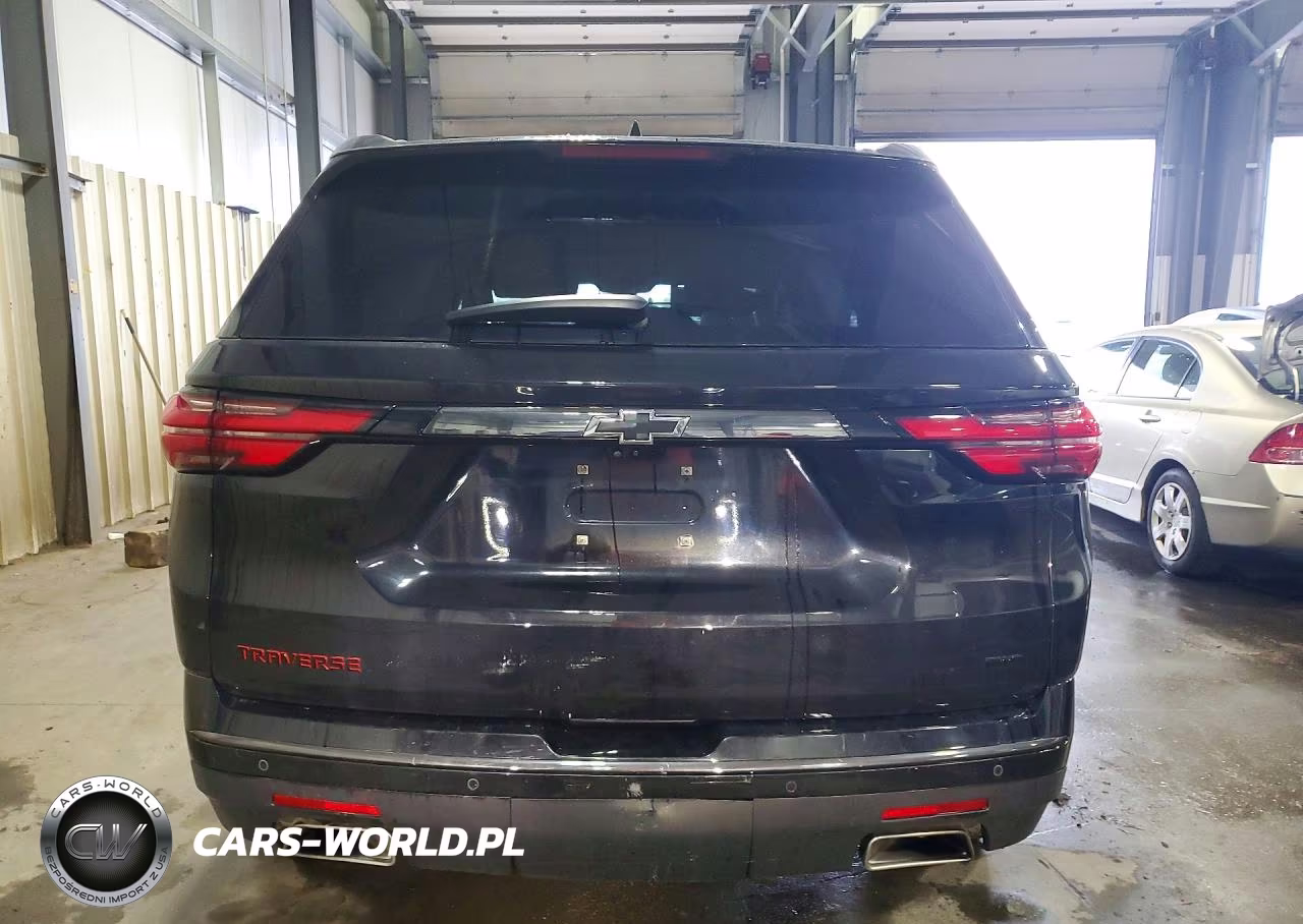 2023 Chevrolet Traverse Premier VIN:1GNEVKKW4PJ135742 - 6