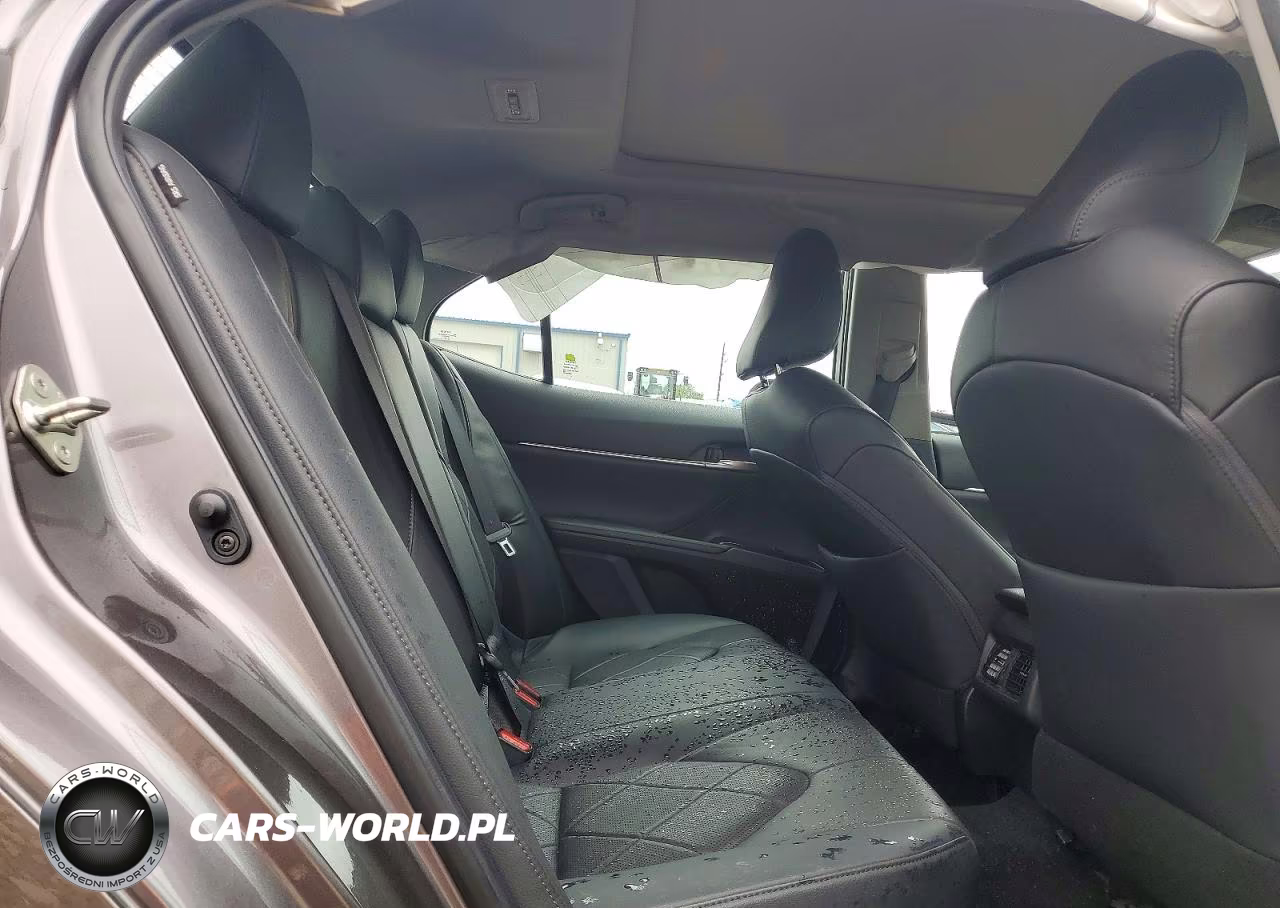 2019 Toyota Camry Xle VIN:4T1B11HK3KU802356 - 10