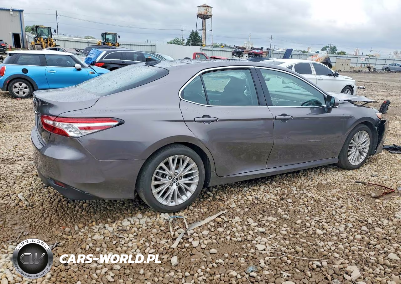 2019 Toyota Camry Xle VIN:4T1B11HK3KU802356 - 3