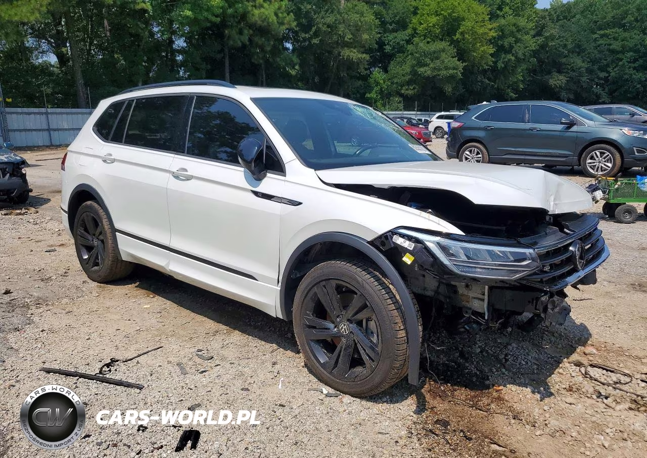 2023 Volkswagen Tiguan Se R-Line Black VIN:3VVCB7AX5PM010141 - 4