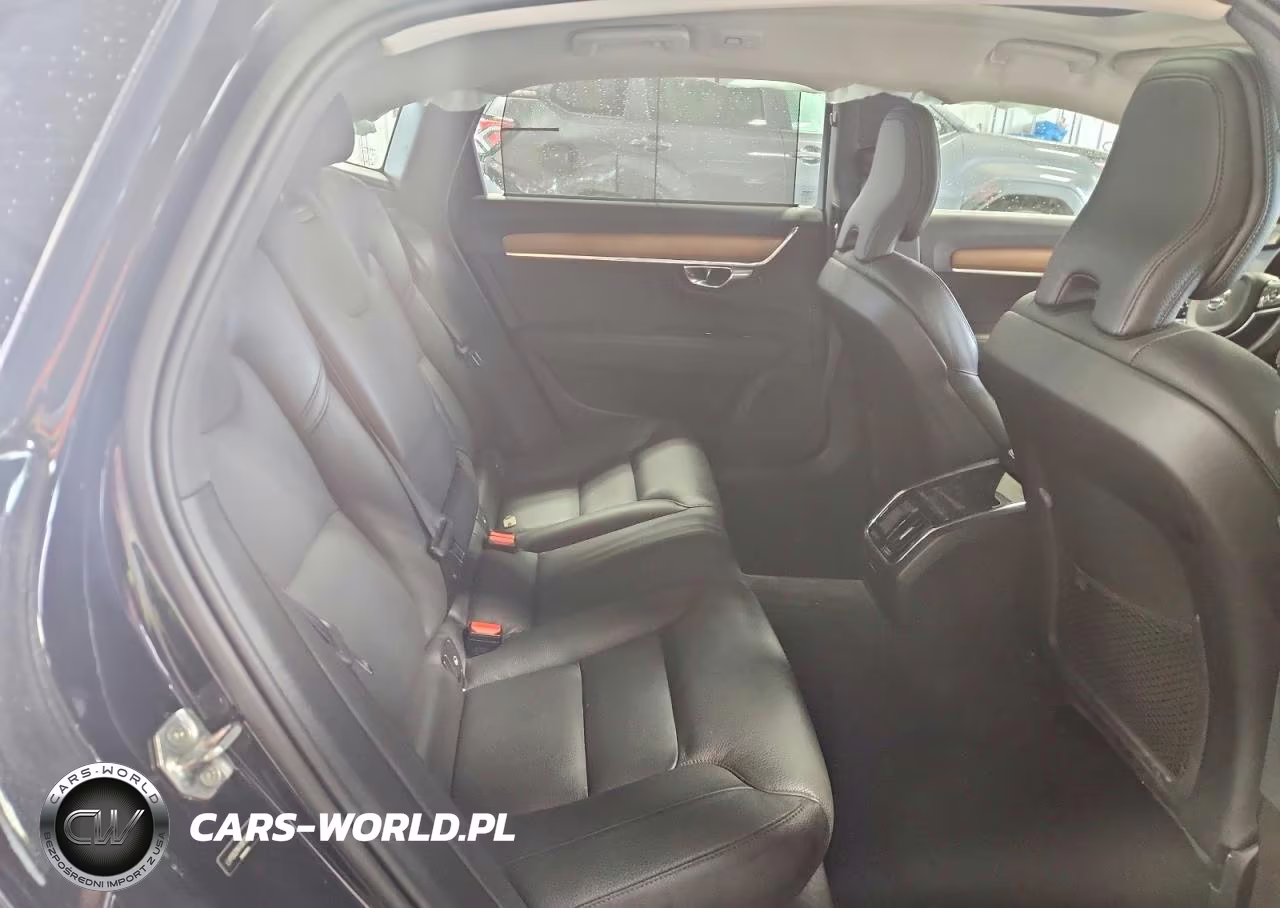 2022 Volvo S90 B6 R-Design VIN:LVY062MKXNP252173 - 10