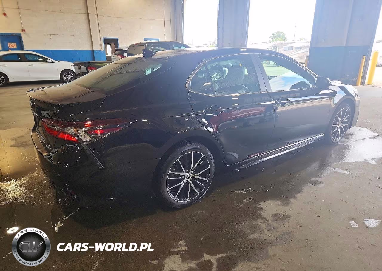 2024 Toyota Camry Hybrid Se VIN:4T1S31AK2RU061101 - 3