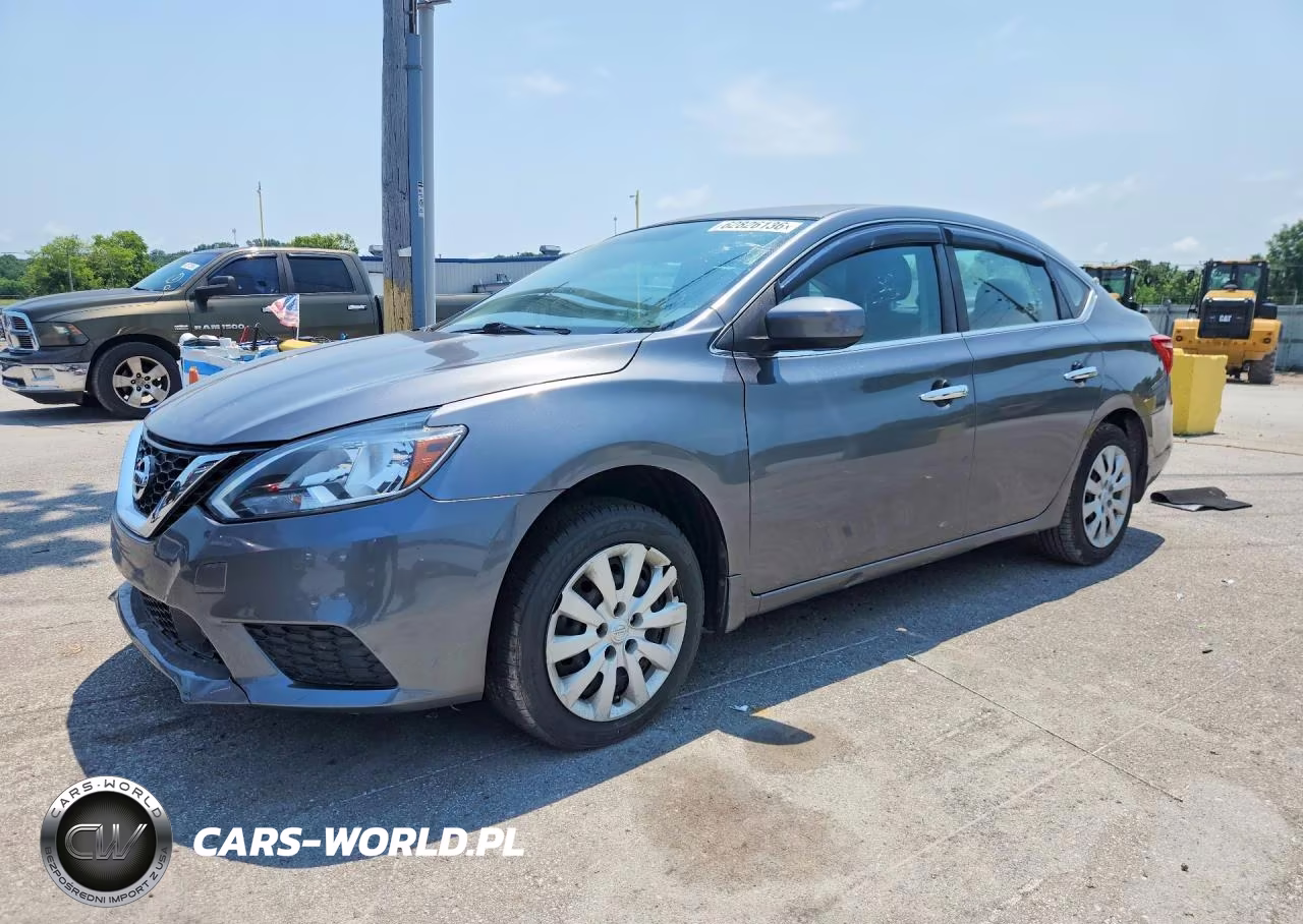 2018 Nissan Sentra S – zdjęcie 1 z 12