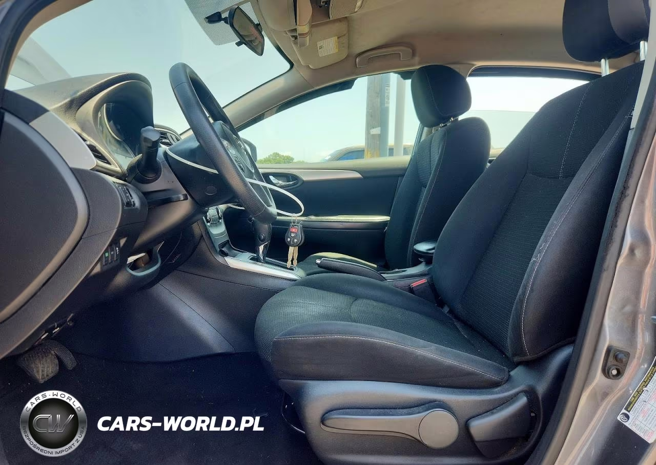 2018 Nissan Sentra S VIN:3N1AB7AP5JY306785 - 7