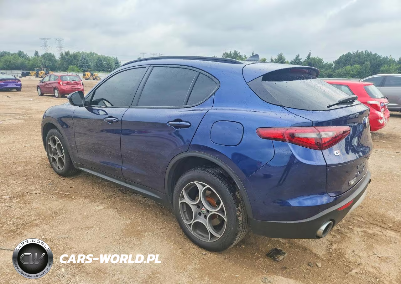 2018 Alfa Romeo Stelvio Ti Sport VIN:ZASFAKNN8J7B67388 - 2