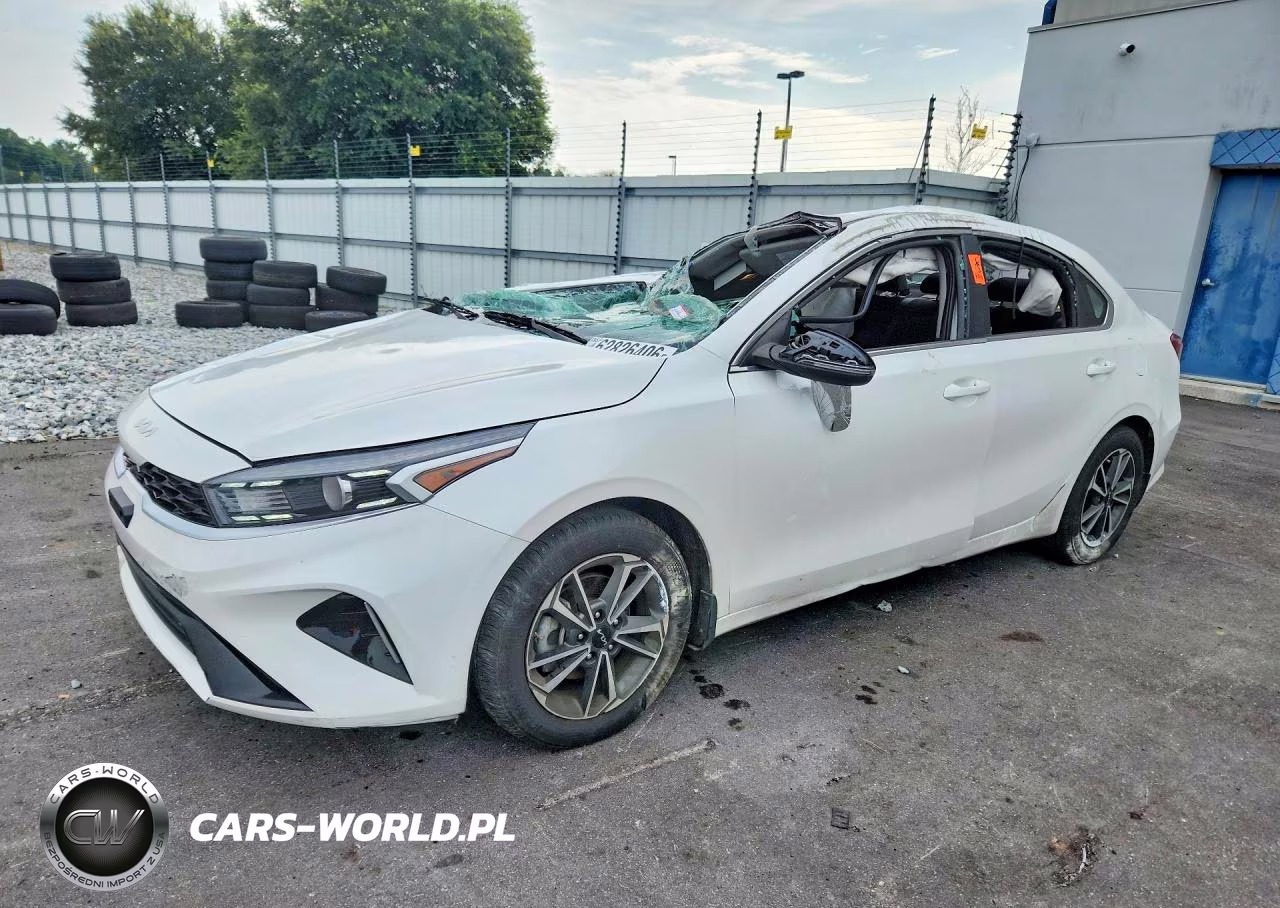 2023 Kia Forte Ex VIN:3KPF34AD1PE650662 - 1