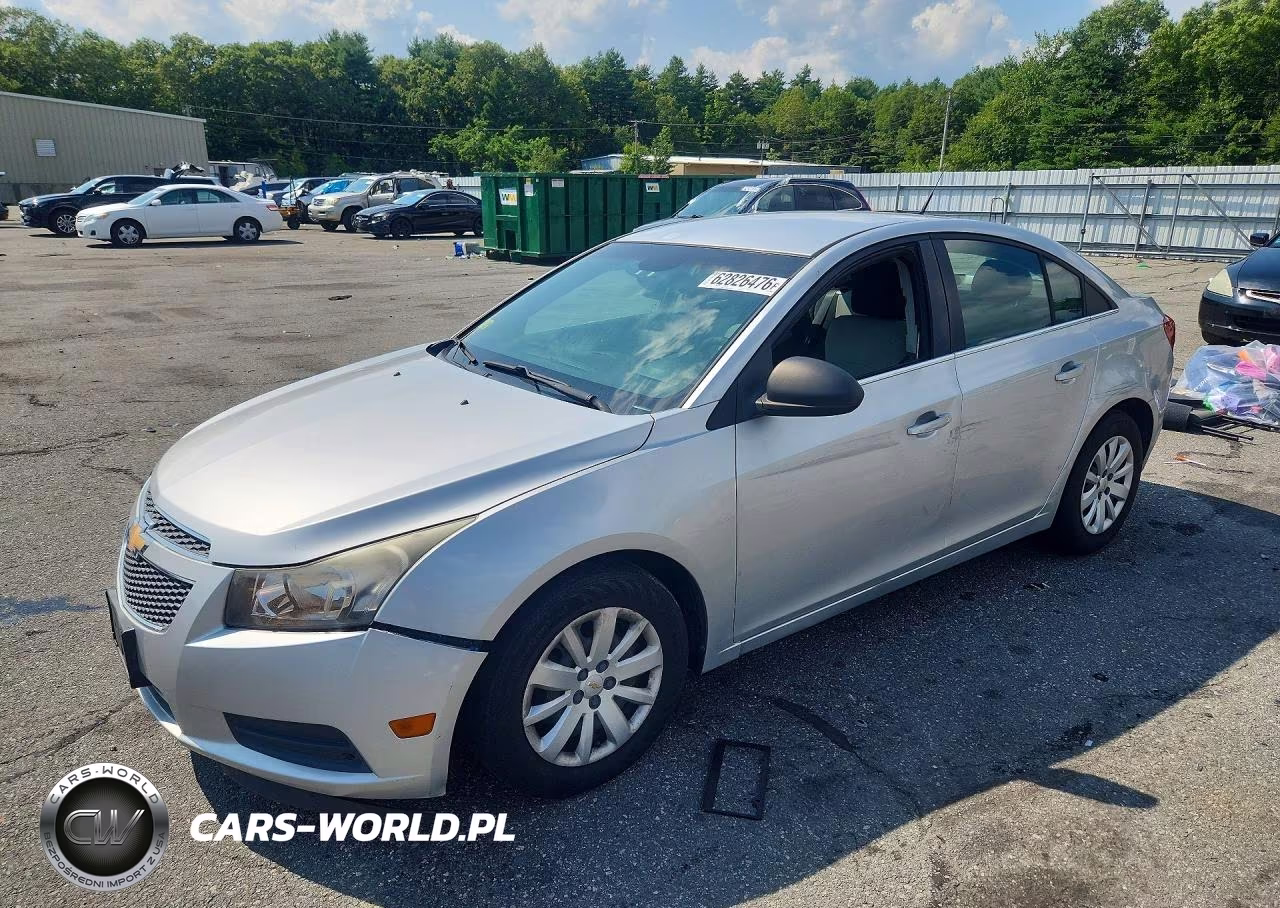 2011 Chevrolet Cruze Ls VIN:1G1PC5SH7B7262171 - 1