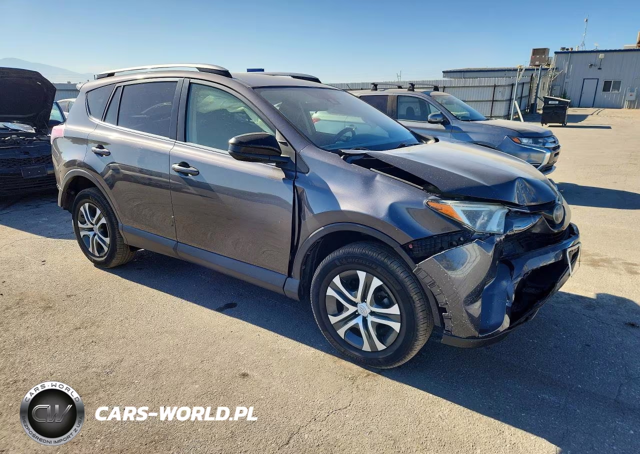2018 Toyota Rav4 Le VIN:JTMZFREV8JJ200974 - 4