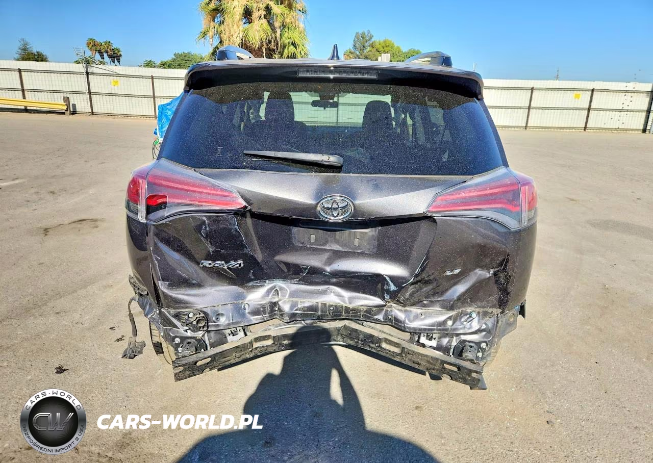 2018 Toyota Rav4 Le VIN:JTMZFREV8JJ200974 - 6