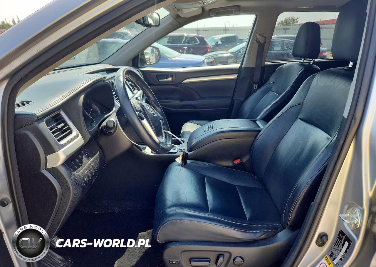 2015 Toyota Highlander Xle VIN:5TDJKRFH8FS127956 - 7