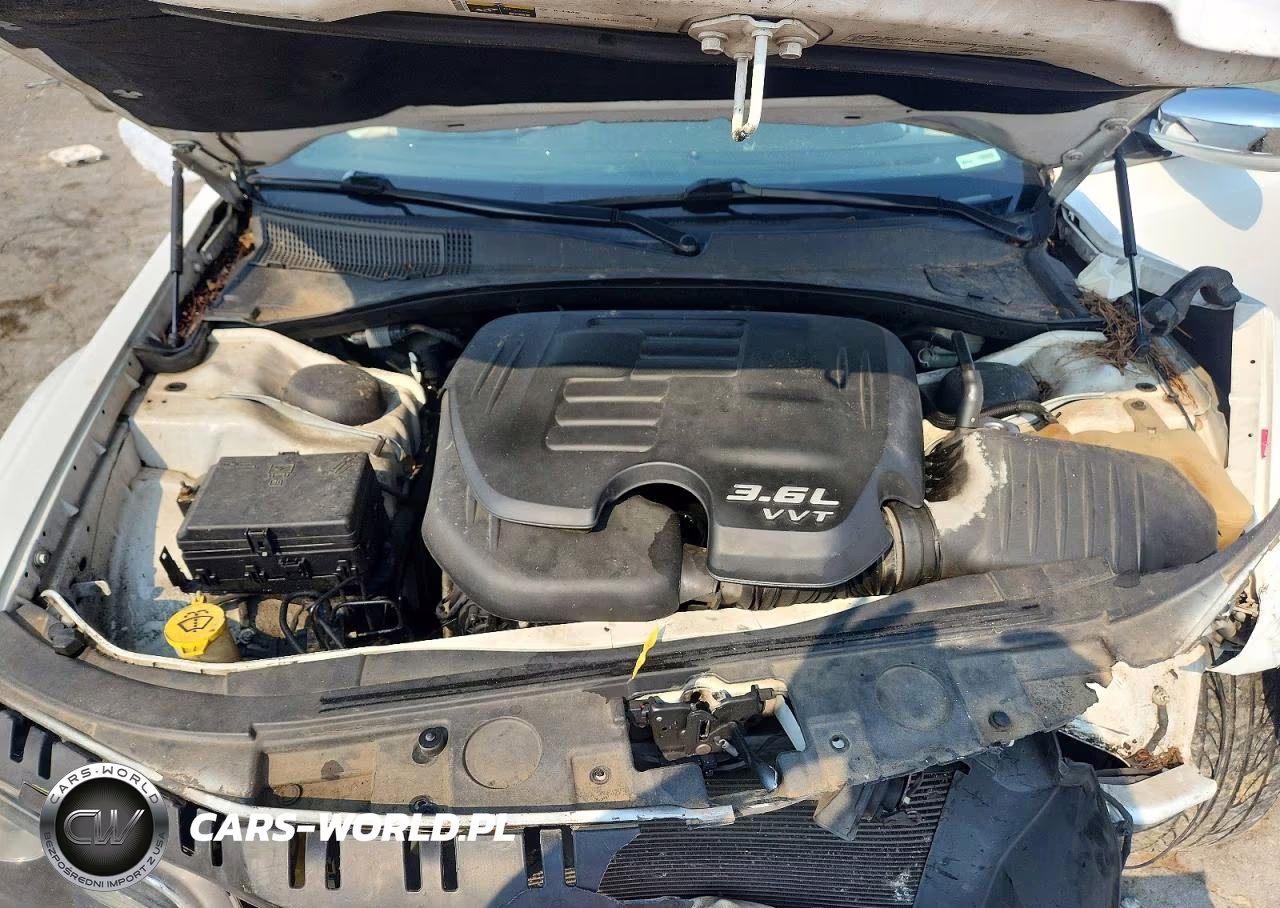 2014 Chrysler 300 S VIN:2C3CCABG8EH176094 - 11