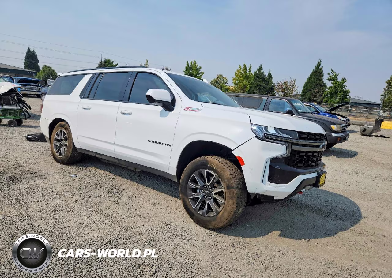 2022 Chevrolet Suburban K1500 Z71 VIN:1GNSKDKD8NR120892 - 4