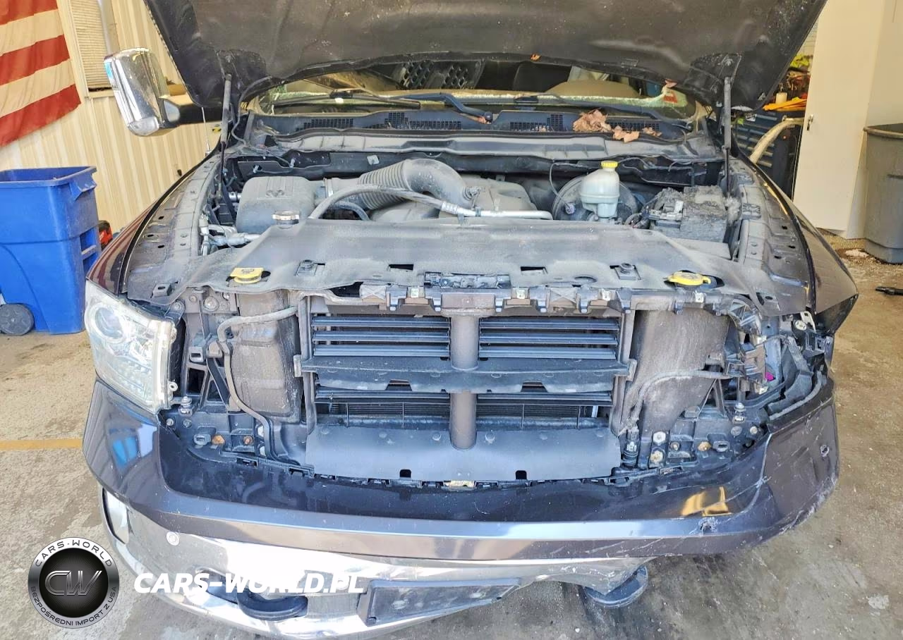 2016 Ram 1500 Laramie VIN:1C6RR7NT9GS239674 - 11
