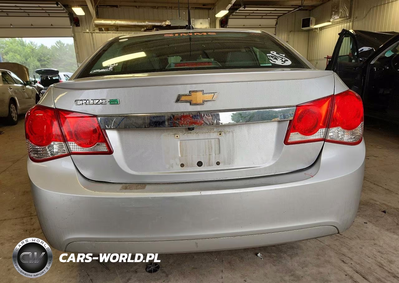 2014 Chevrolet Cruze VIN:1G1P75SZ7E7393196 - 6