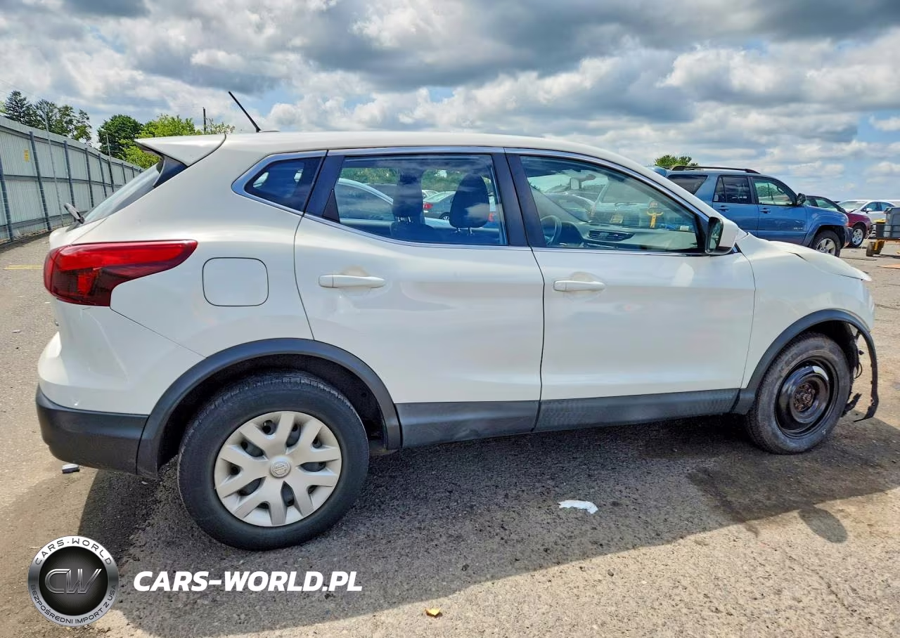 2019 Nissan Rogue Sport S VIN:JN1BJ1CR4KW311133 - 3