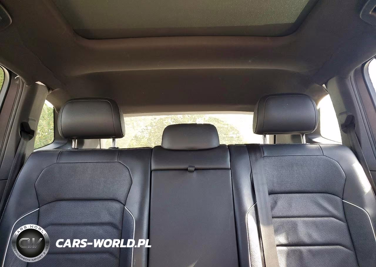 2024 Volkswagen Tiguan Sel R-Line Black VIN:3VV4B7AX7RM060014 - 10