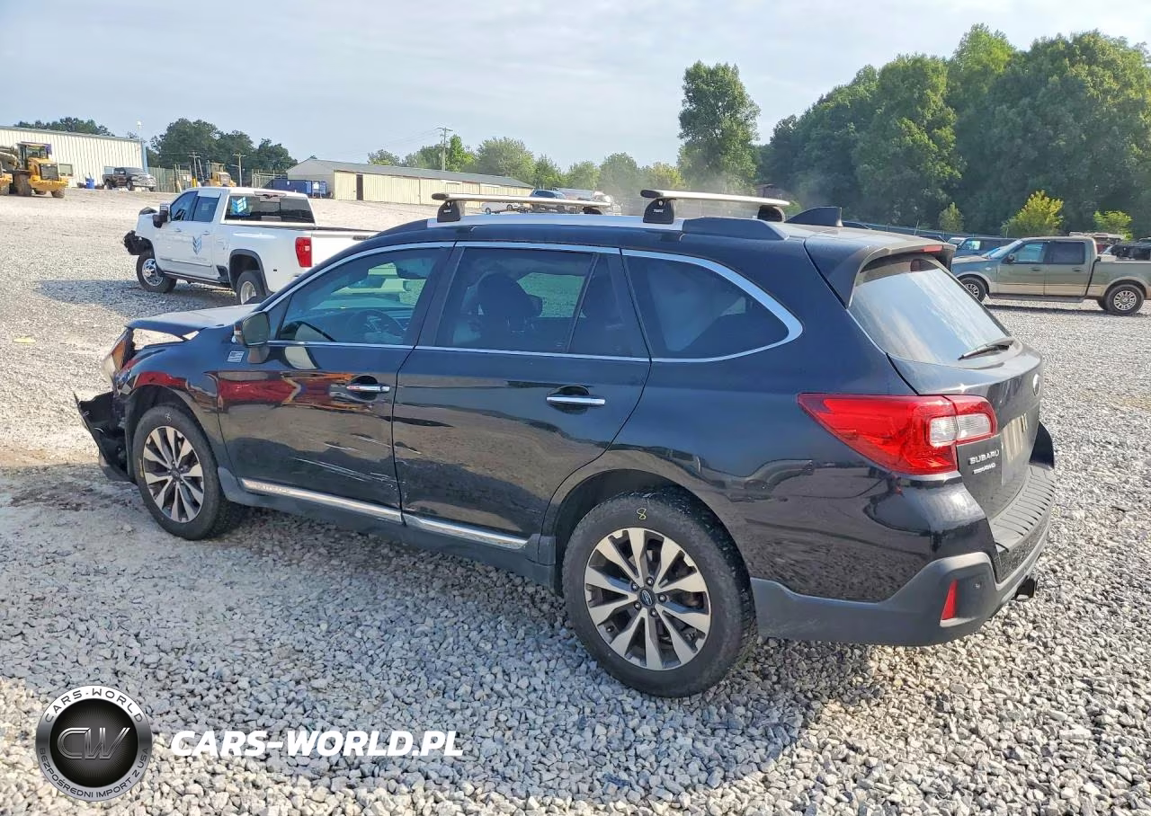 2019 Subaru Outback Touring VIN:4S4BSATC0K3209573 - 2