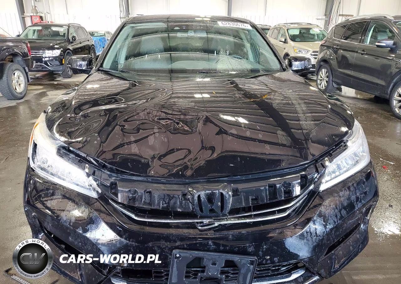 2017 Honda Accord Touring Hybrid VIN:JHMCR6F72HC017370 - 5
