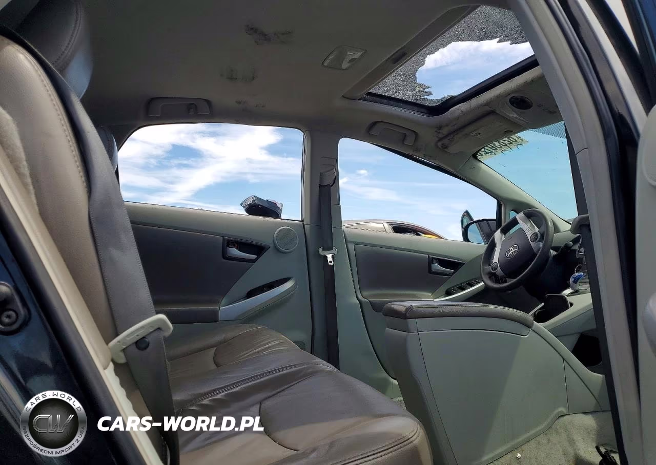 2011 Toyota Prius Three VIN:JTDKN3DU8B0283694 - 10
