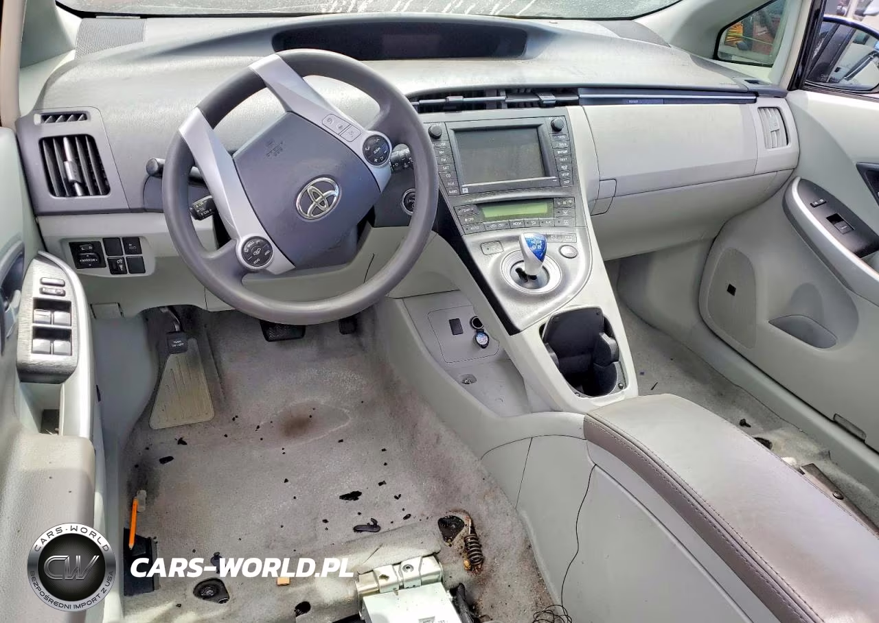 2011 Toyota Prius Three VIN:JTDKN3DU8B0283694 - 8