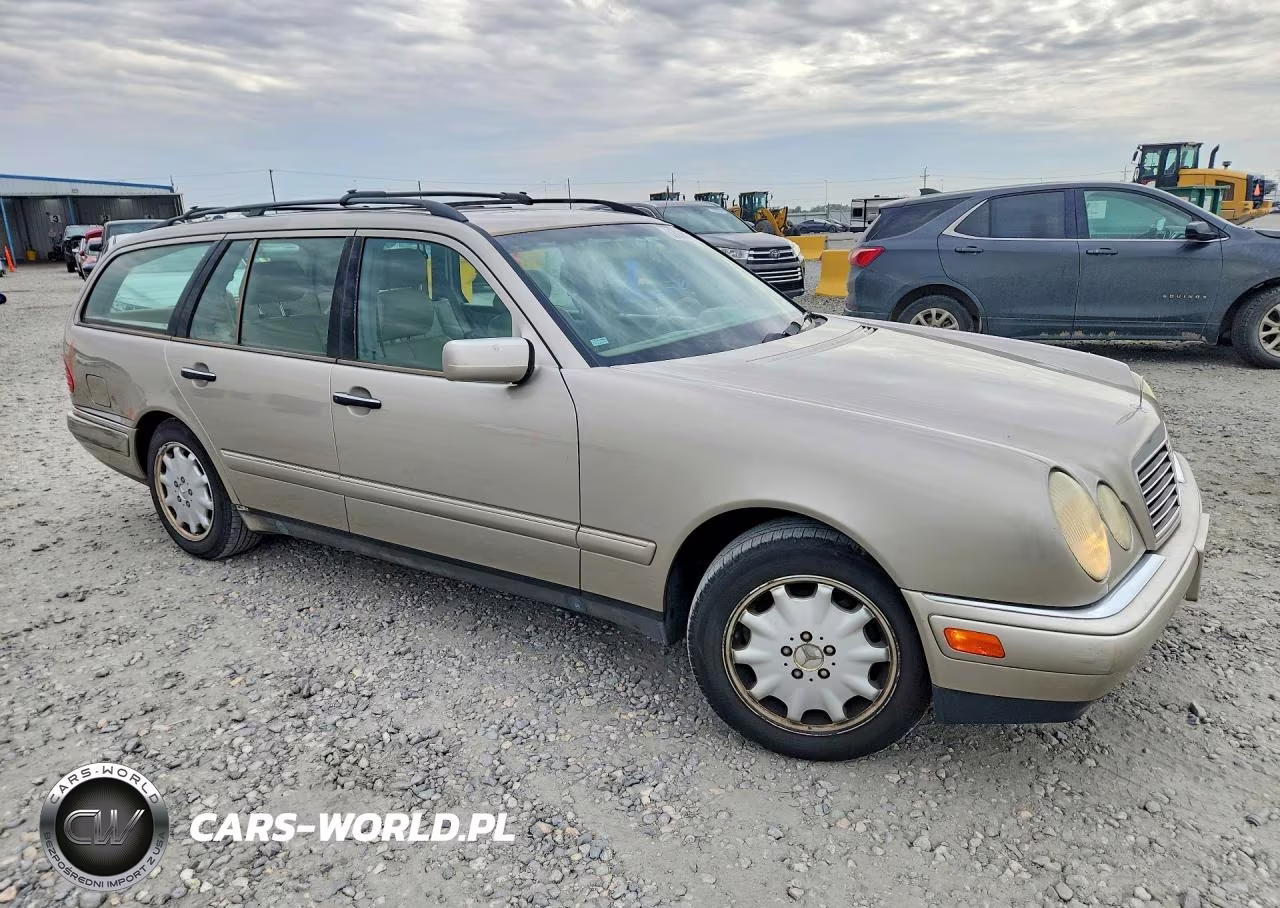 1999 Mercedes-Benz E 320 4Matic VIN:WDBJH82F0XX023596 - 4