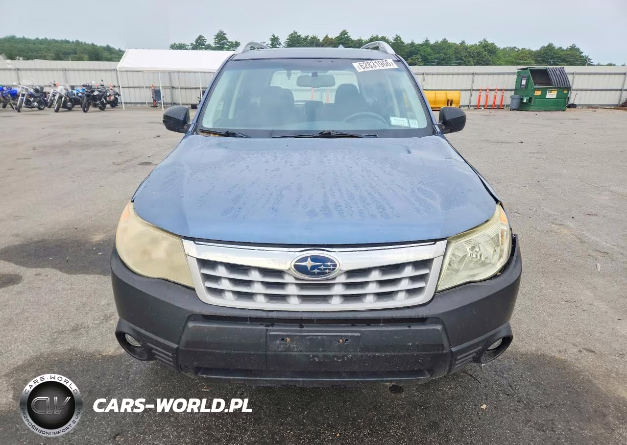 2012 Subaru Forester Touring VIN:JF2SHBGC7CH450930 - 5