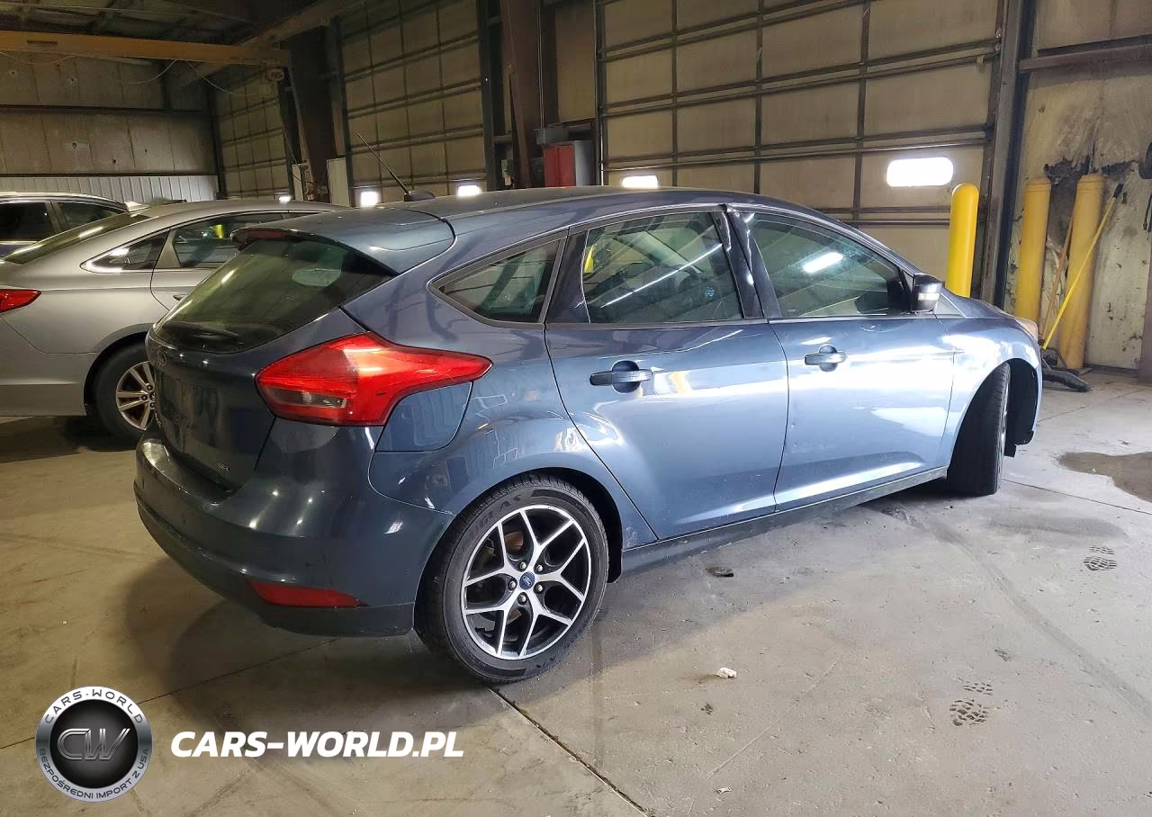 2018 Ford Focus Sel VIN:1FADP3M27JL245913 - 3