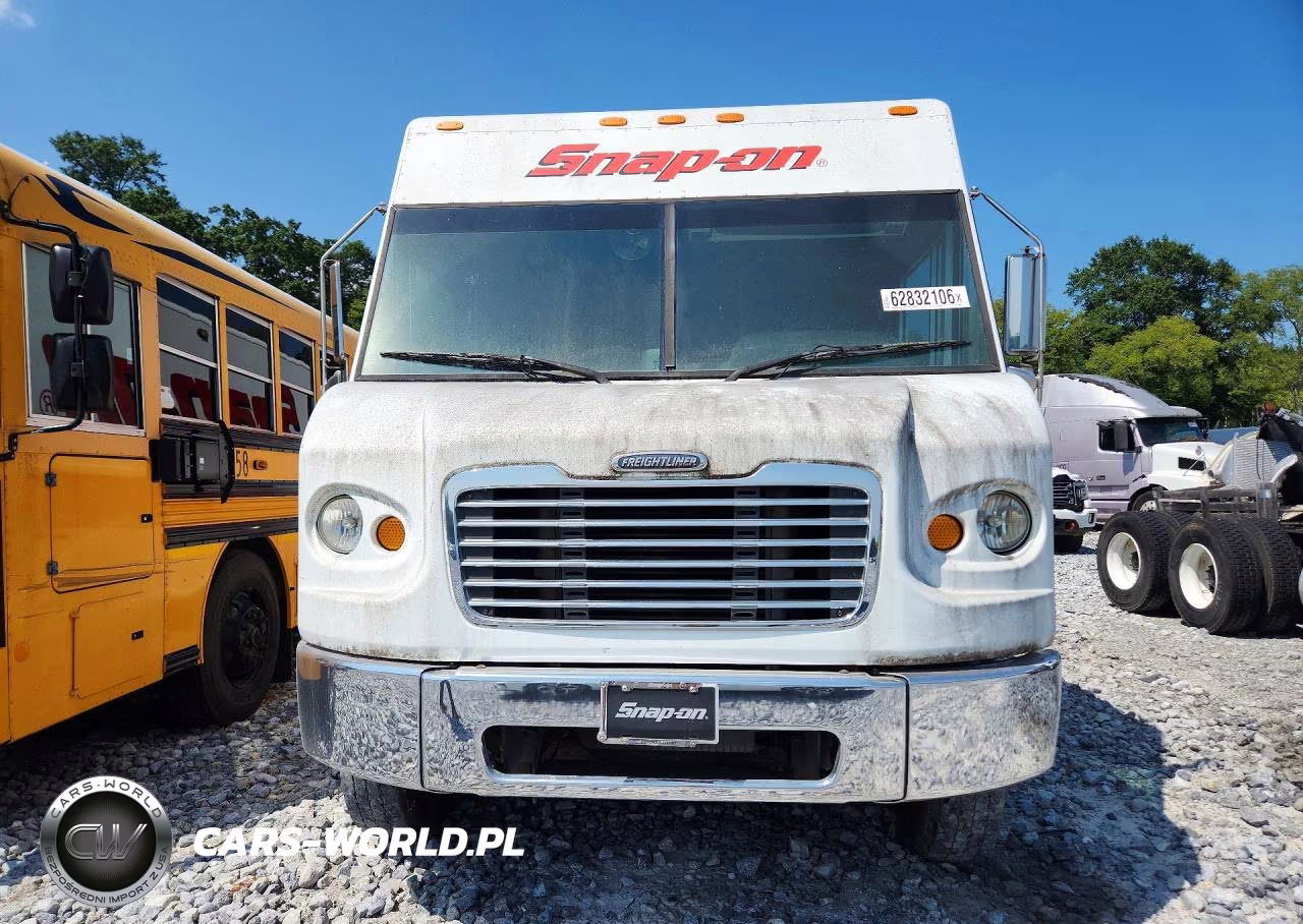 2006 Freightliner Chassis M Line Walk-In Van VIN:4UZAARBV76CW09944 - 5