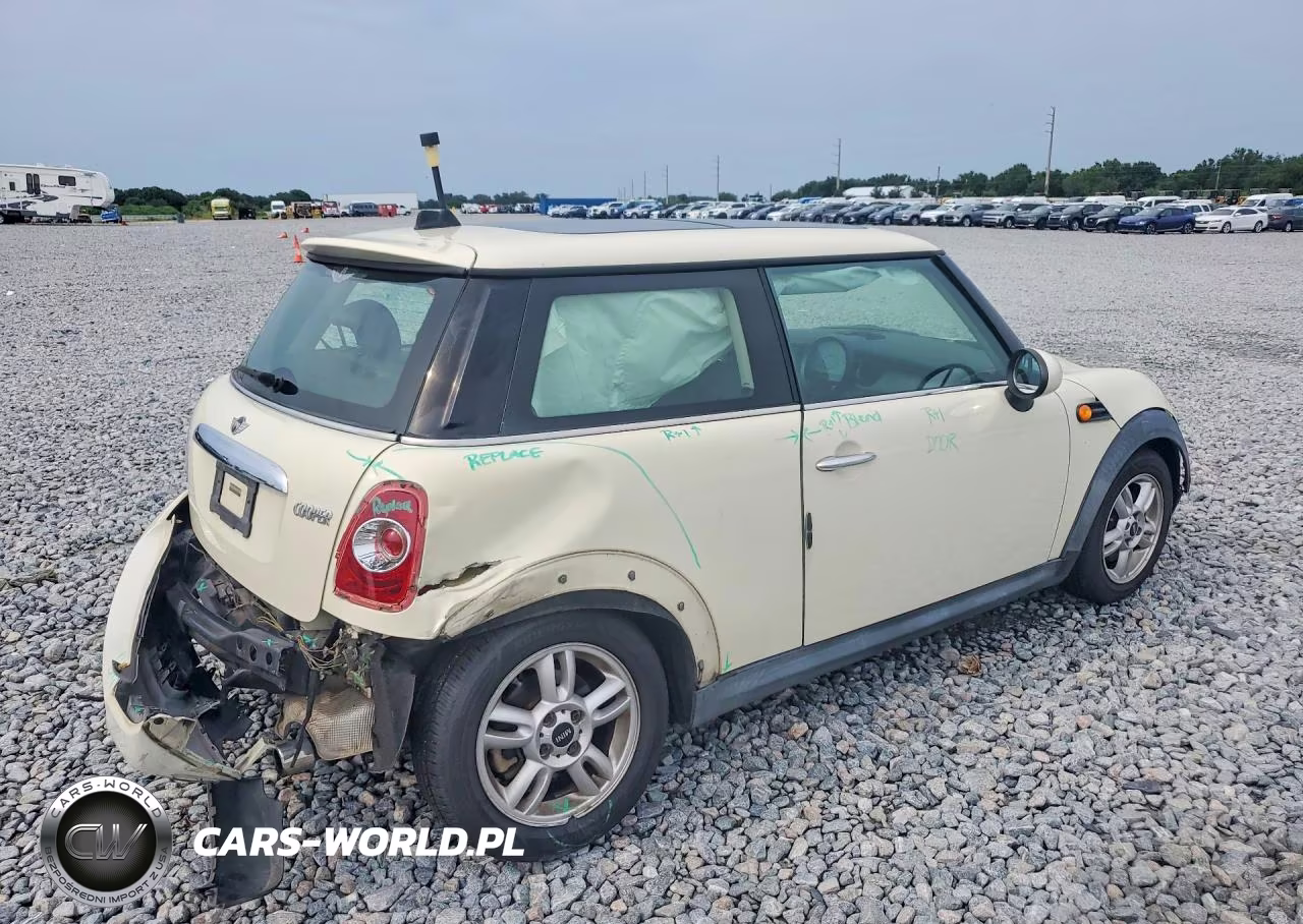 2011 Mini Cooper VIN:WMWSU3C53BT099854 - 3