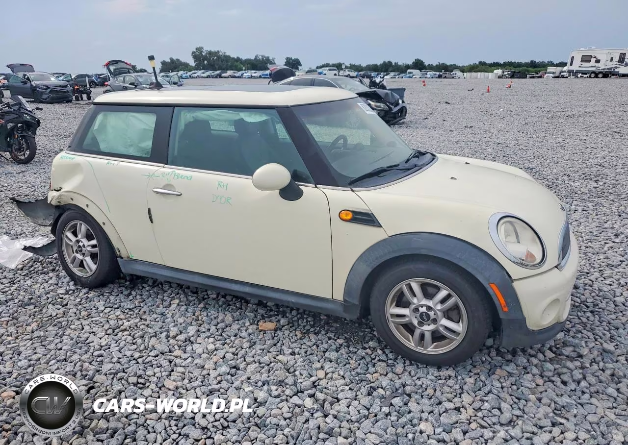 2011 Mini Cooper VIN:WMWSU3C53BT099854 - 4