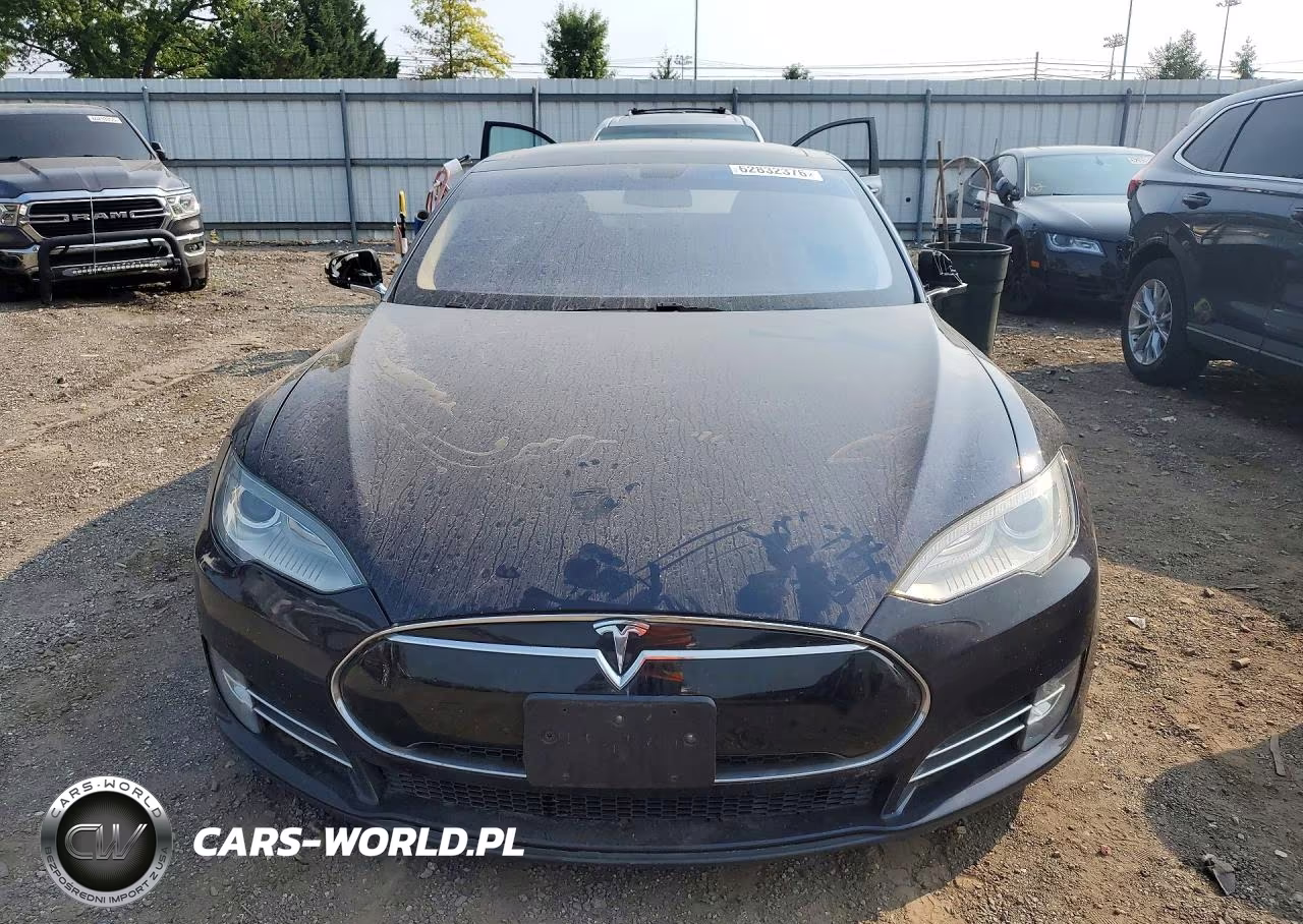 2013 Tesla Model S VIN:5YJSA1CN9DFP05163 - 5