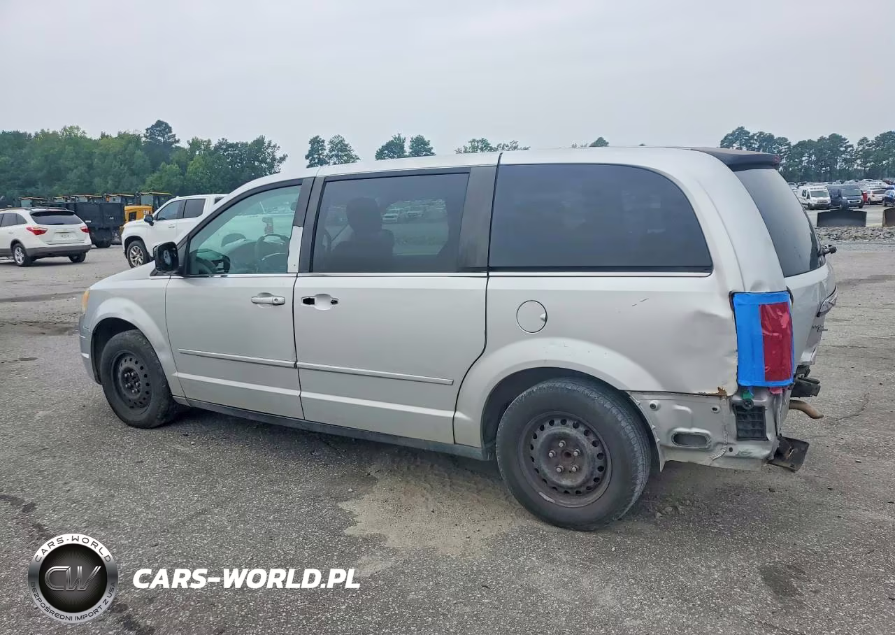 2010 Chrysler Town & Country Lx VIN:2A4RR4DE9AR215310 - 2
