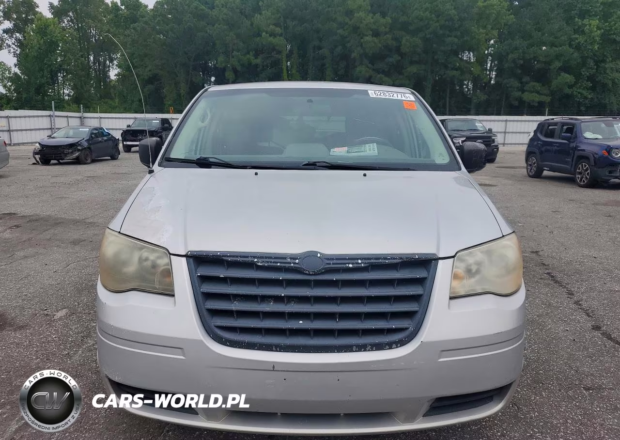2010 Chrysler Town & Country Lx VIN:2A4RR4DE9AR215310 - 5