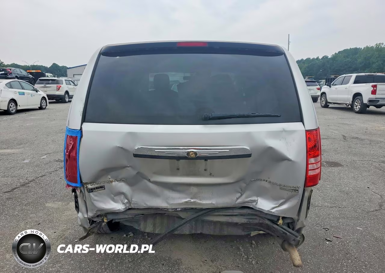 2010 Chrysler Town & Country Lx VIN:2A4RR4DE9AR215310 - 6