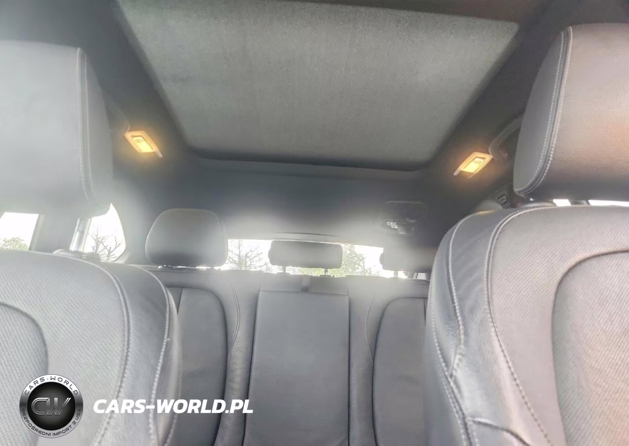 2018 BMW X1 xDrive28I VIN:WBXHT3C30J5L30326 - 10
