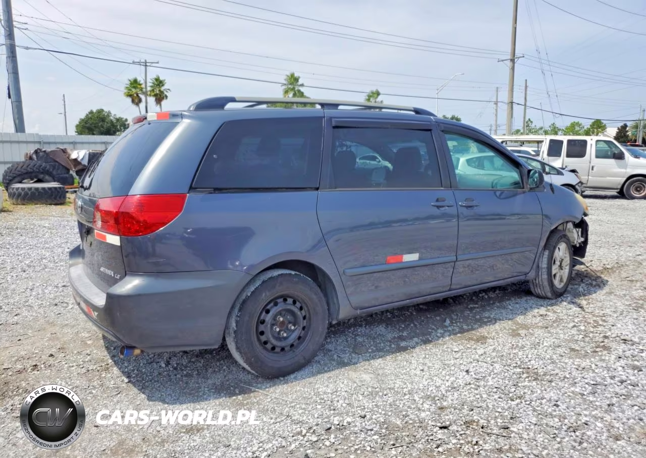 2006 Toyota Sienna Le 7 Passenger VIN:5TDZA23C76S523964 - 3